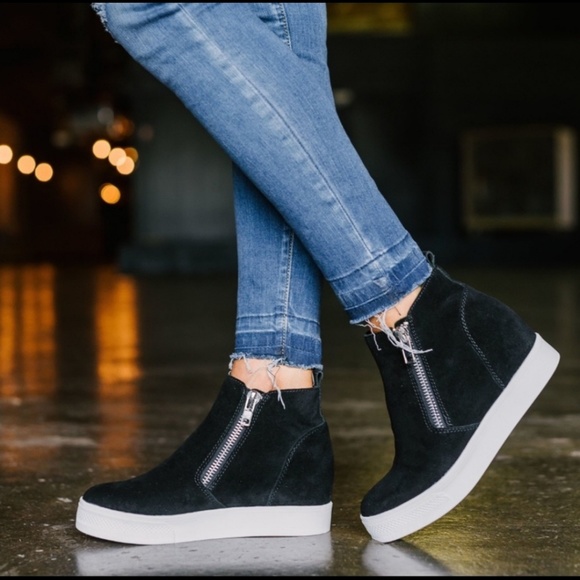 steve madden wedgie wedge sneakers